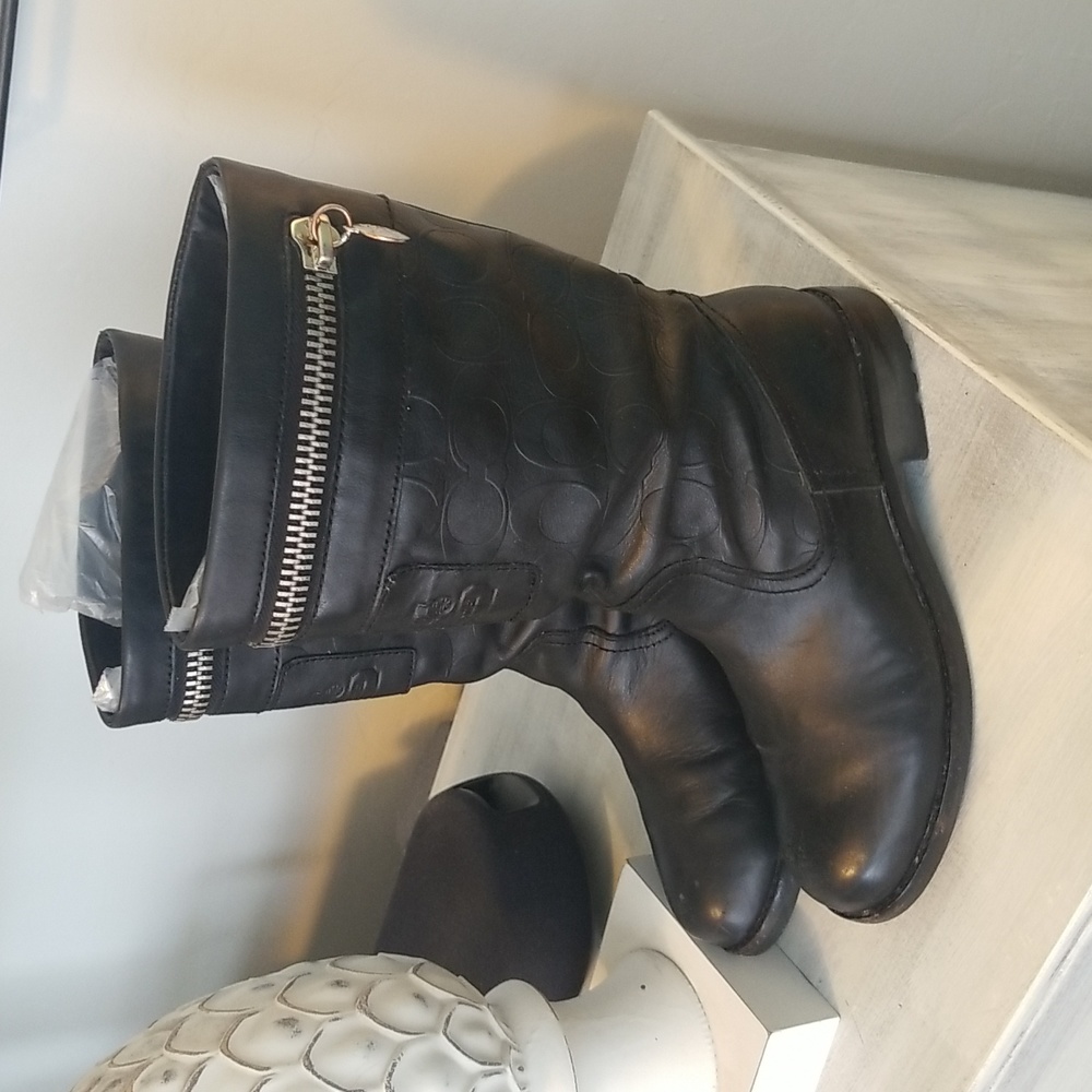 Coach "Vinni" Black leather Boots SZ 5.5